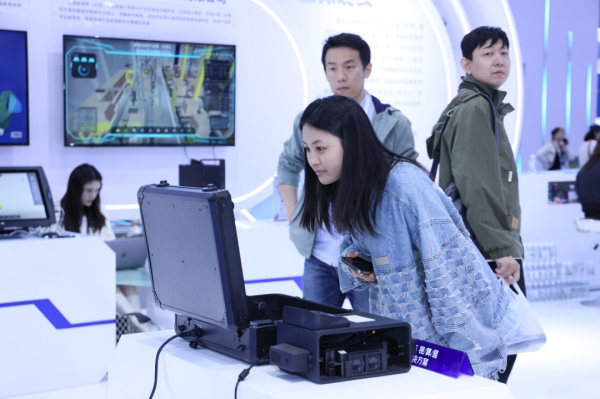 科技筑梦 景耀未来 石景山前沿科技成果闪耀科博会 聚焦网络技术软件研发新篇章